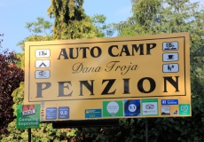 Camping Dana Troja